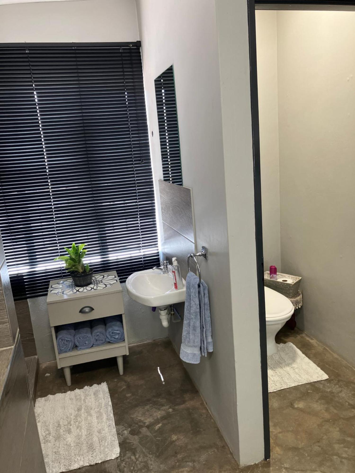 Stellies Accommodation - Room 1 Keetmanshoop Dış mekan fotoğraf